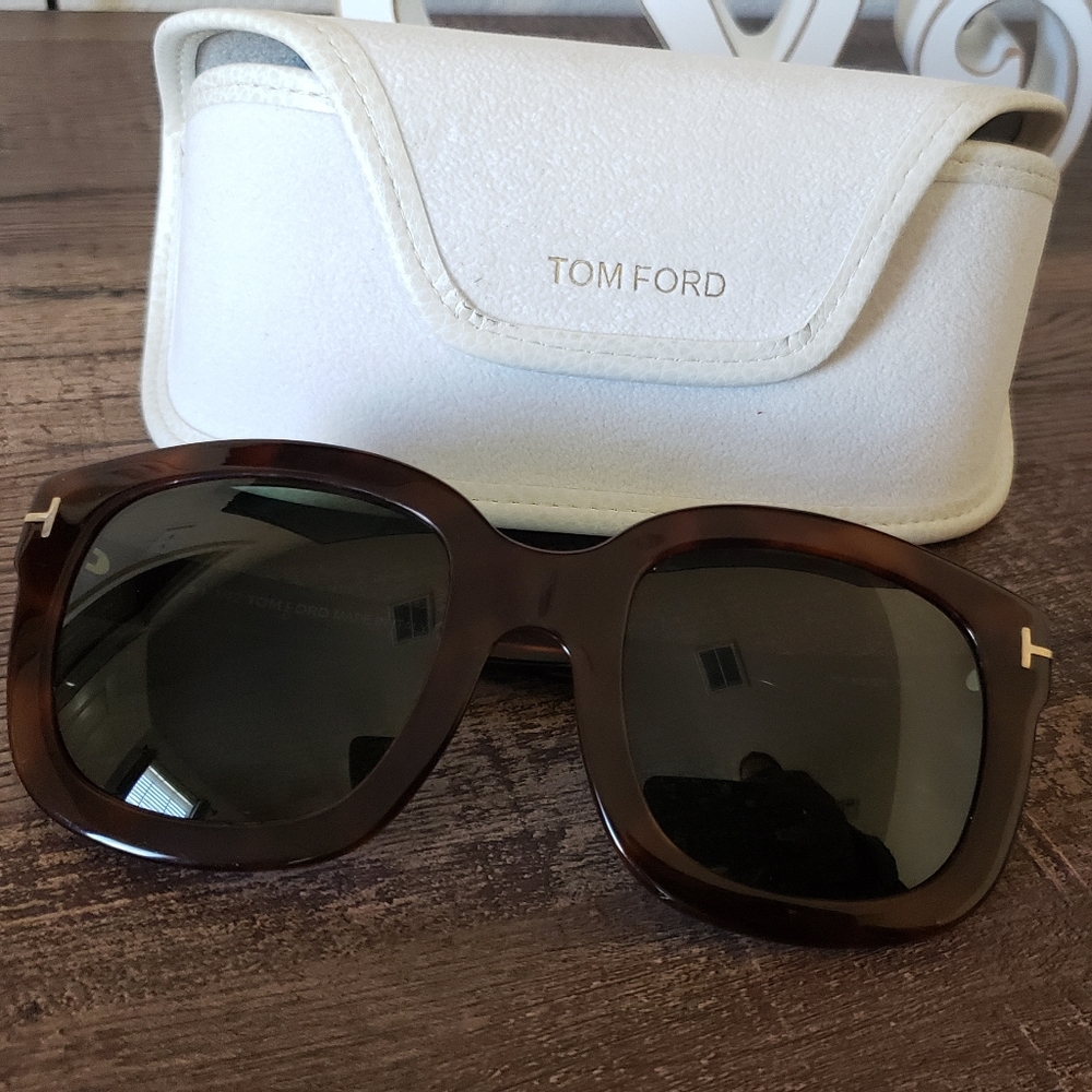Tom Ford sunglasses great condition